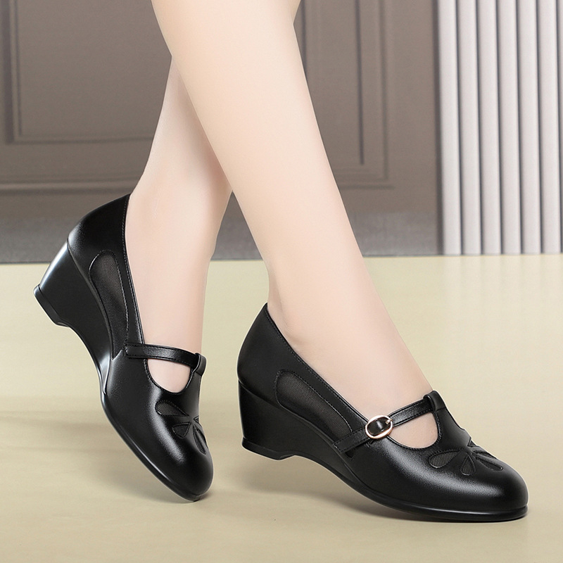 Women'S Fashion Shoes - Middle Aged Women Summer Mesh Cutout